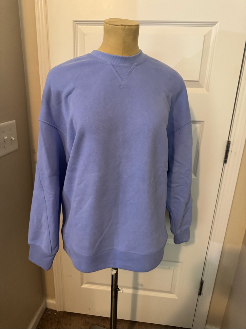 Spanx Boost Up Cotton Fleece Sweatshirt in Hyacinth Size Medium